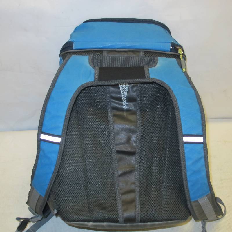 lot 299 image: Arctic Zone Ultra  24 cans  Ice SuperFoam High Performace Insulation Sport Backpack Cooler