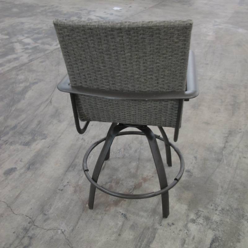 lot 375 image: 1 Outdoor Swivel Patio Chair With Circular Leg Rest - Grey