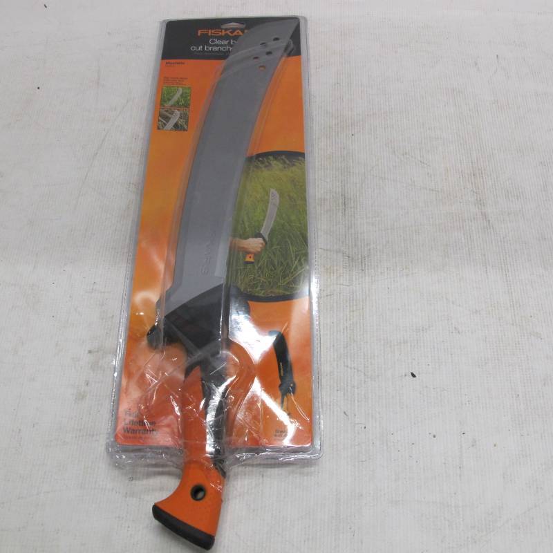 lot 302 image: Fiskars 385091-10041 Machete Garden 24 Inch
