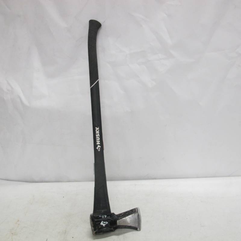 lot 337 image: 4 lb. Premium Log Super Splitter with 34 in. Fiberglass Handle