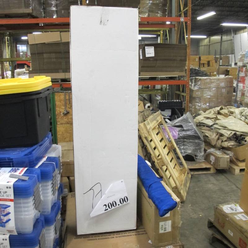 lot 146 image: The Pad 17 x 6 Floating Foam Mat By Aqua Lily Products