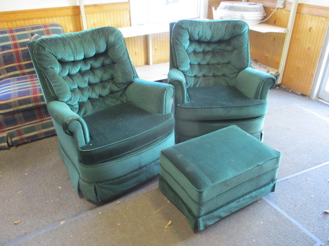 lot 44 image: Easy Chairs and matching foot stool