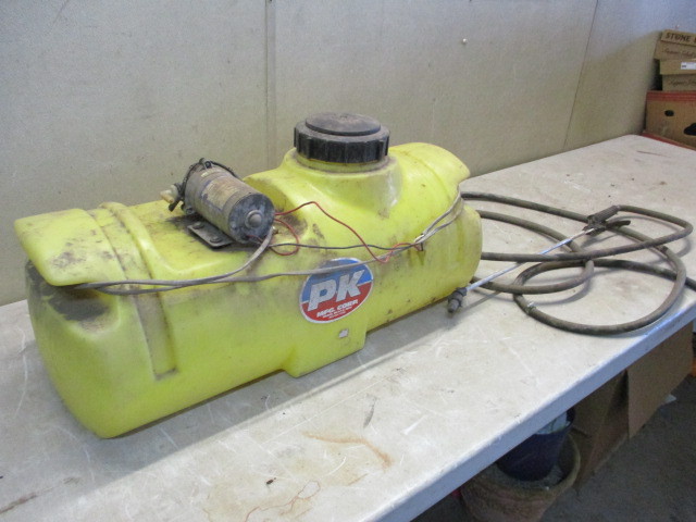 lot 50 image: ATV sprayer tank