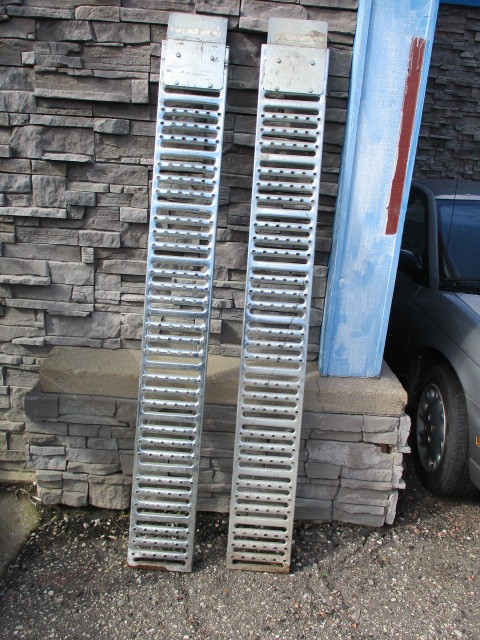 lot 51 image: ATV Mower ramps