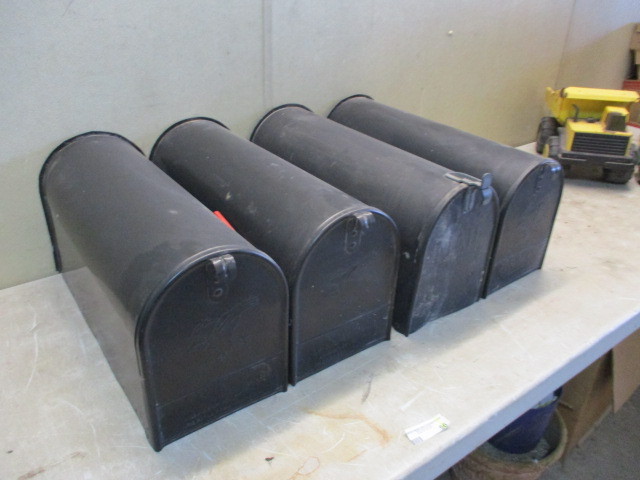lot 56 image: Mailboxes