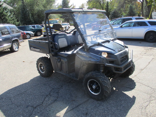 lot 1 image: 2010 Polaris Ranger