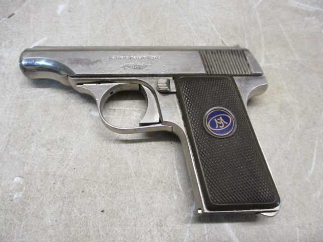 lot 1-9 image: Walther Pistol