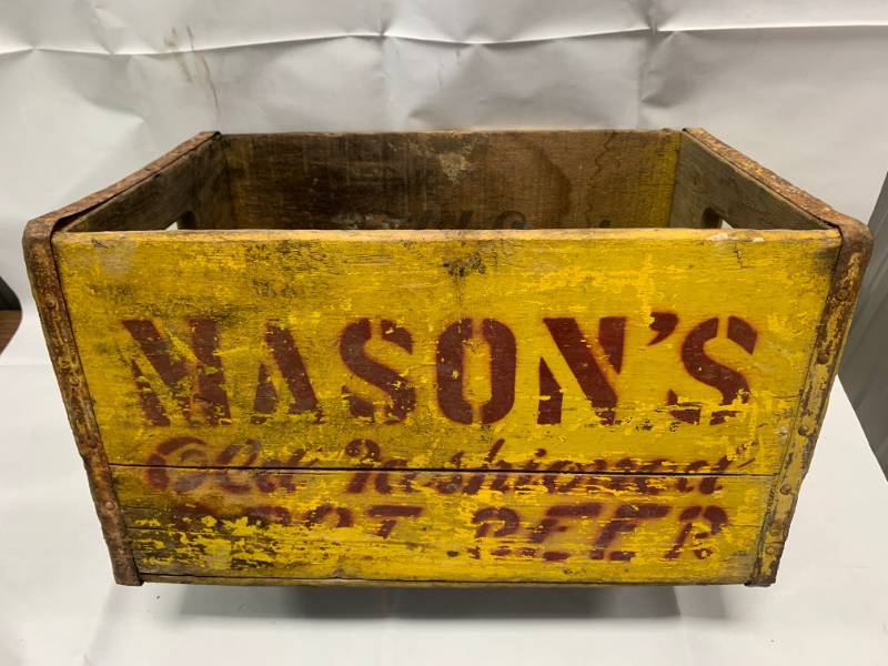 lot 9 image: Antique Masons Cold Spring Beer Wood Box Crate