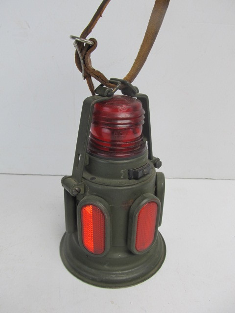 lot 17 image: Vintage K-D Road Flare Lantern