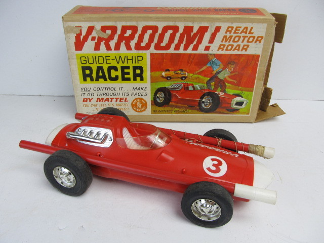 lot 25 image: Vintage 1960s Mattel V-RROOM Guide-Whip Toy Racer