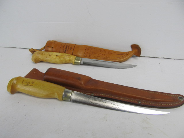 lot 85 image: Pair of Vintage Fish Cleaning Fillet Knives - One Unused