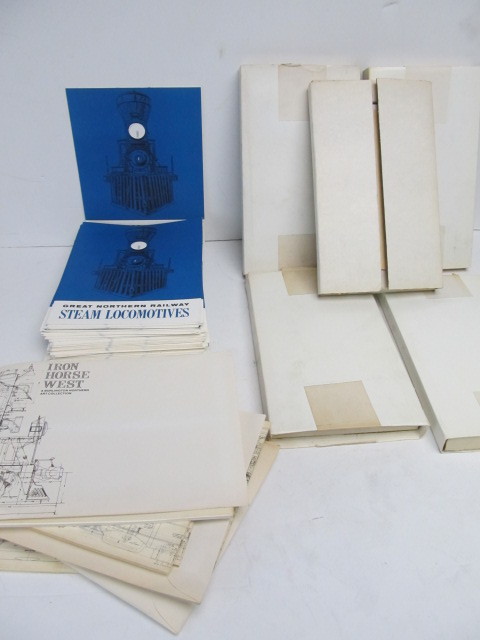 lot 46 image: Lot of Railroad Books & Brochures