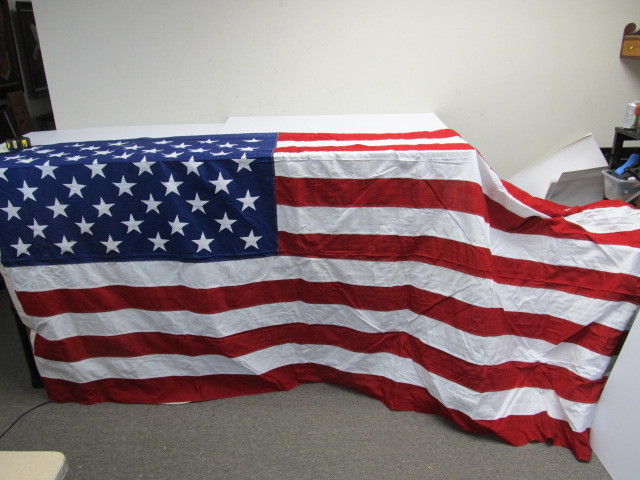 lot 120 image: LARGE Embroidered Cotton Bunting Valley Forge American Flag