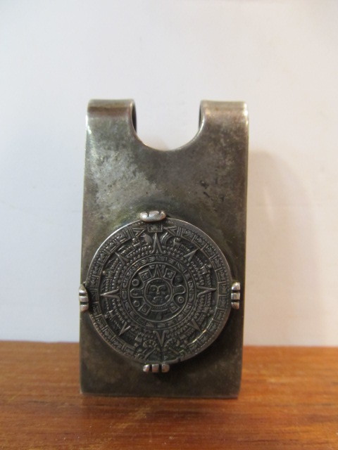 lot 167 image: Vintage Signed ROSI Sterling Silver AztecMayan Design Money Clip