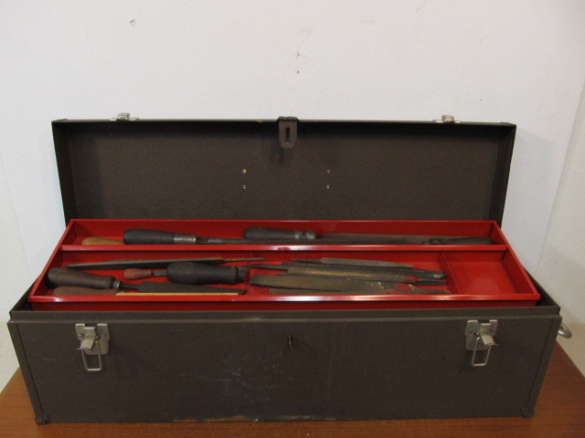 lot 183 image: Long Metal Tool Box wWood Handle etc Vintage Files
