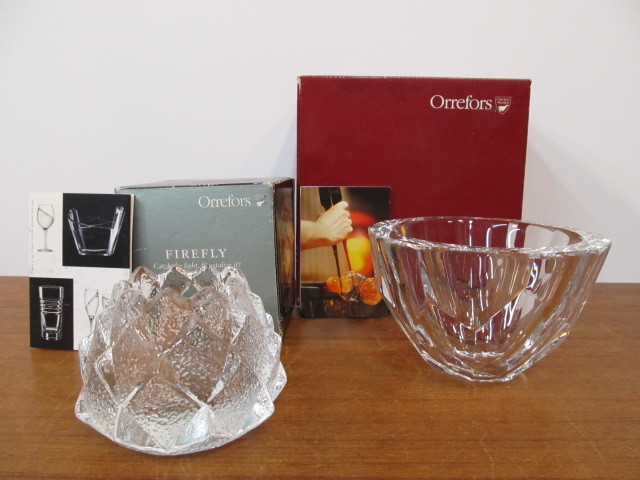 lot 235 image: Mint In Box ORREFORS Signed Crystal Bowl & Candle Holder