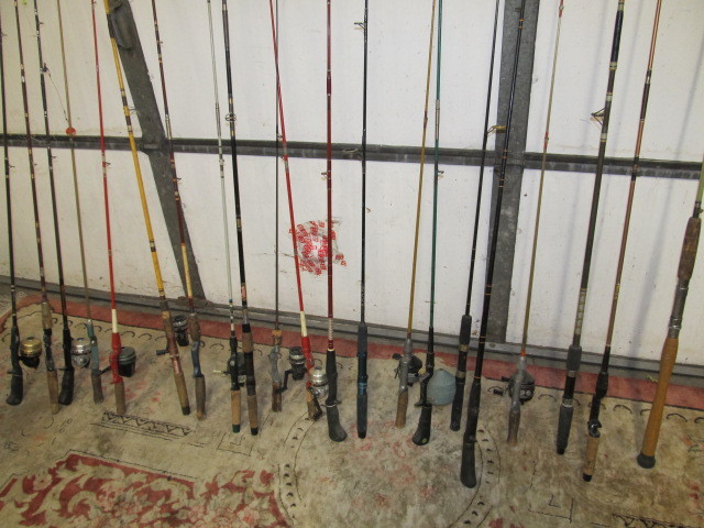 lot 224 image: Large Lot of Vintage etc Fishing Rods