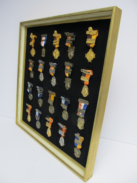 lot 190 image: Collection of Vintage 1960s Shooting Marksman Award Medals