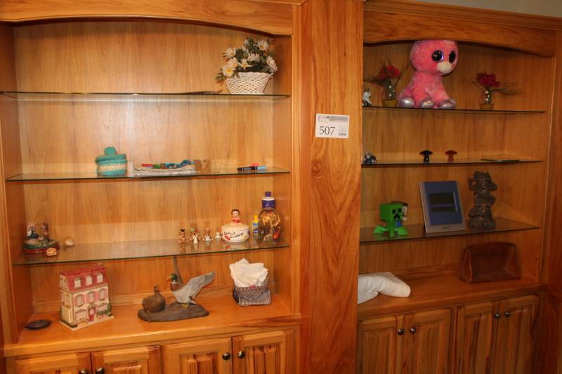 lot 507 image: Table Dcor - Duck, House, Flowers, Stuffed Animal, Cats, Betty Boop Candy Dish, Dragon Snow globe, And More