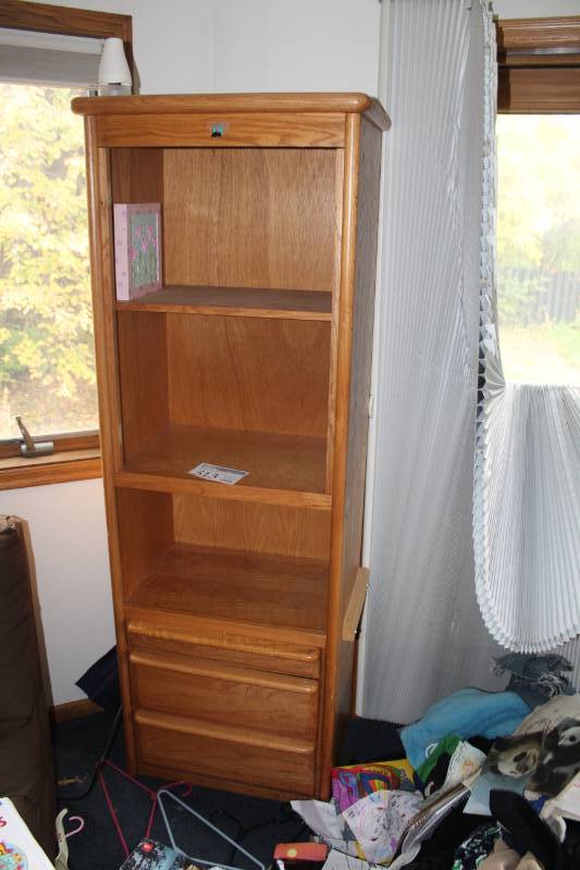 lot 513 image: Storage Shelf with 3-Drawers3-Shelves