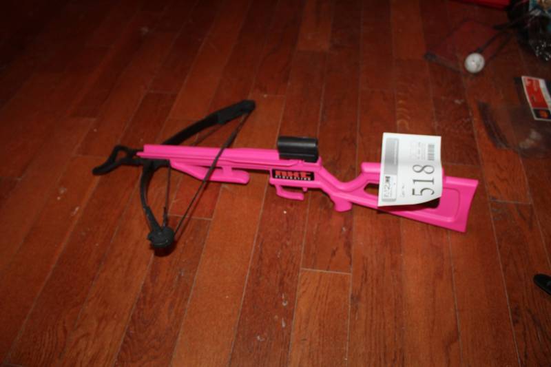lot 518 image: Crossbow