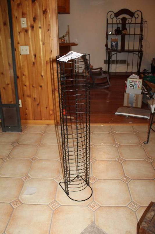 lot 454 image: CDDVD Storage Tower