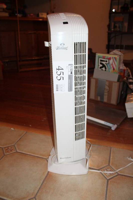 lot 455 image: Wind Chaser Tower Fan