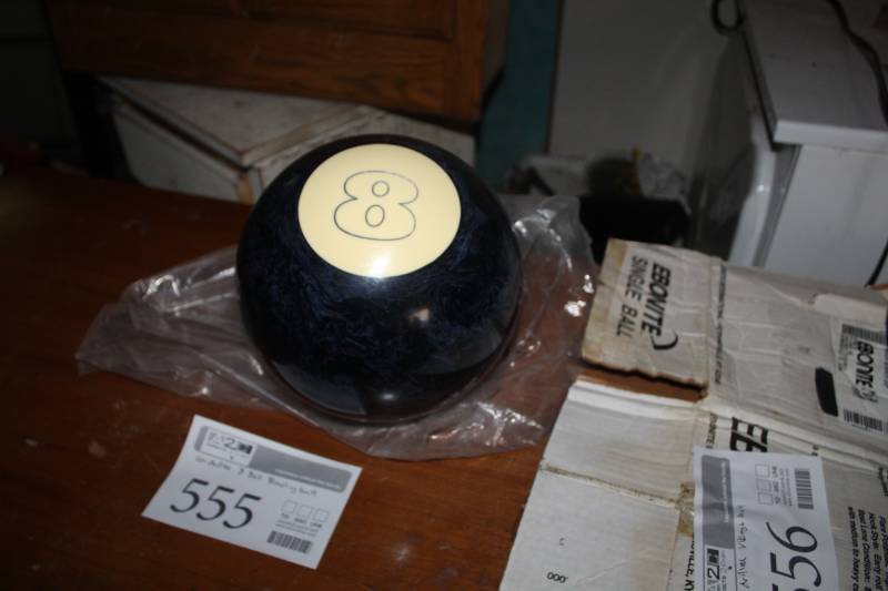 lot 555 image: 8-Ball Bowling Ball Undrilled