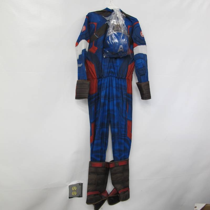 lot 31 image: Adult Captain America Costume