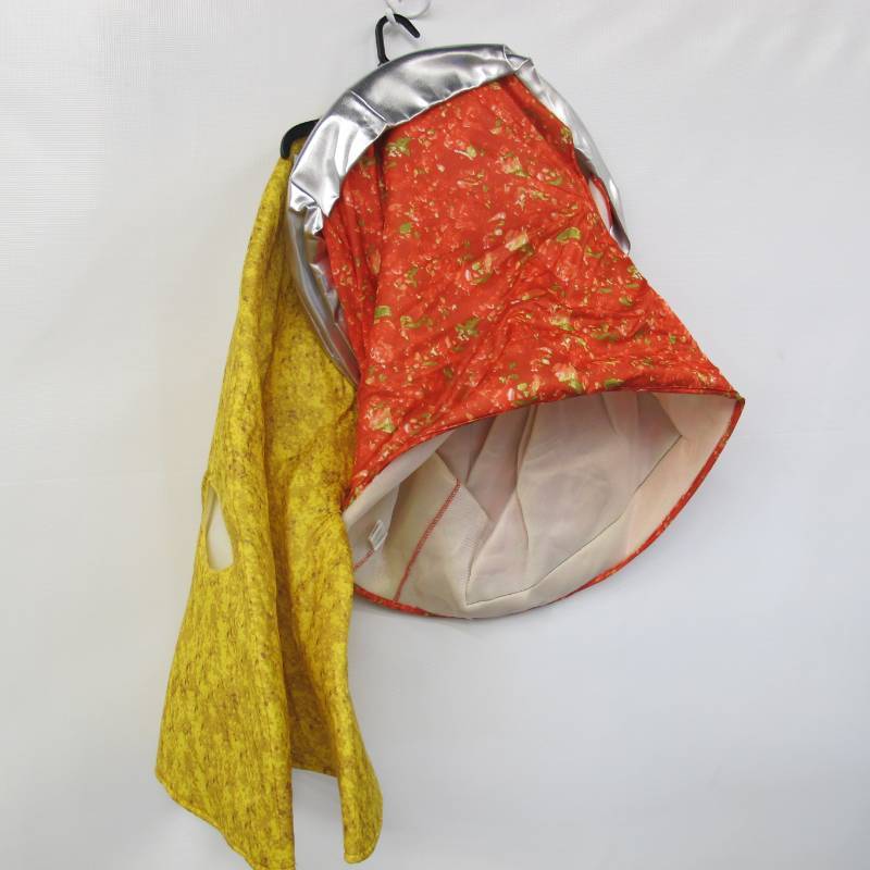 lot 43 image: Childs Best Friends Costume Duo Chips and Salsa