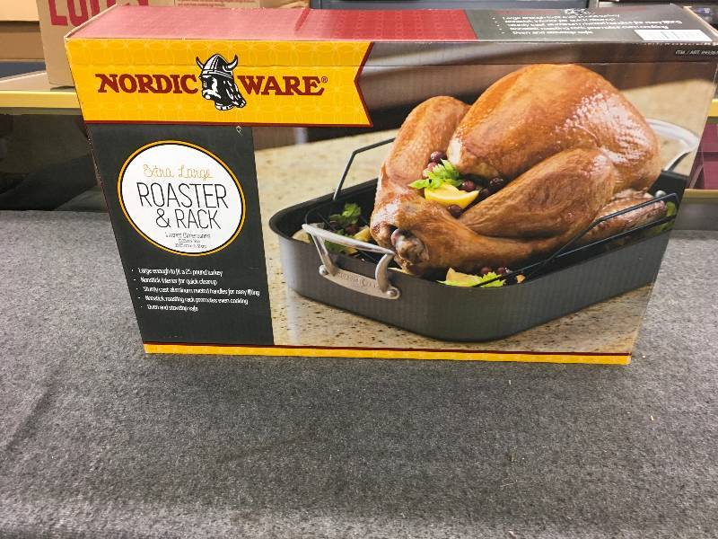 lot 283 image: Nordic Ware Roasting Pan, Retail $28.99