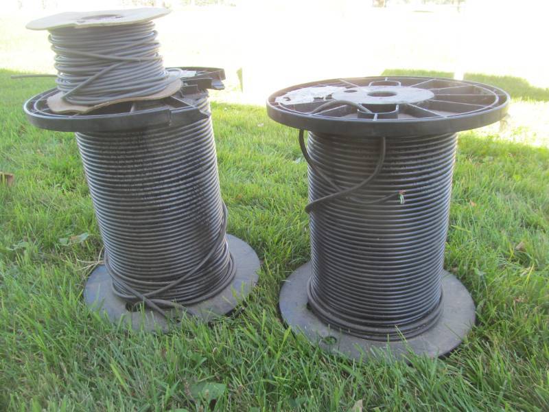 5NF4 black reel cable