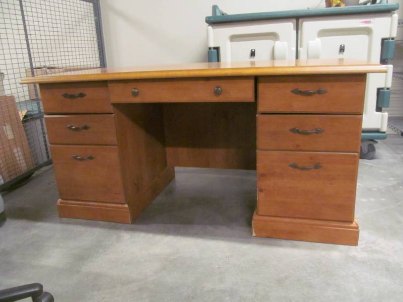 desk