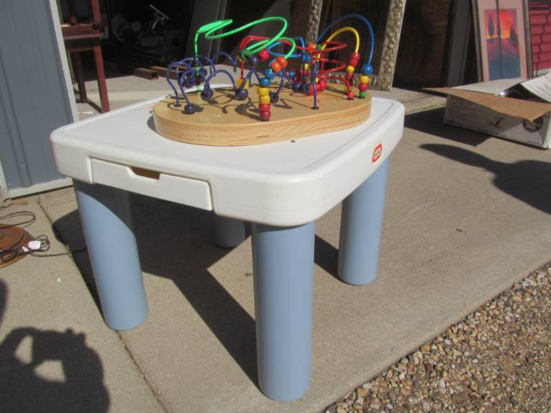 Little tikes table, bead toy