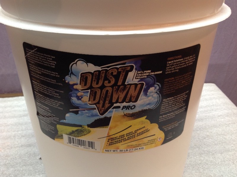 lot 67 image: Full Pail Dust Down Pro