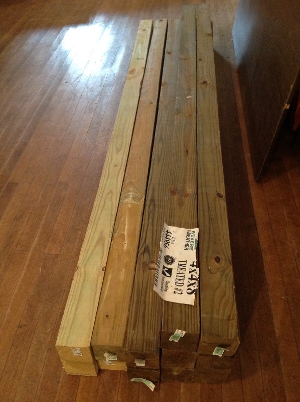lot 104 image: 12 - 4 x 4 x 8 Green Treated Posts