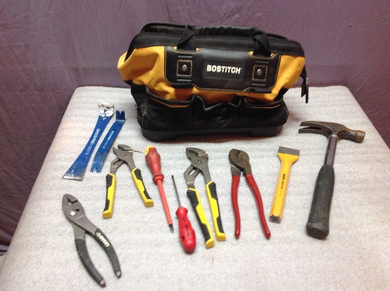 lot 139 image: Tool Bag & Tools
