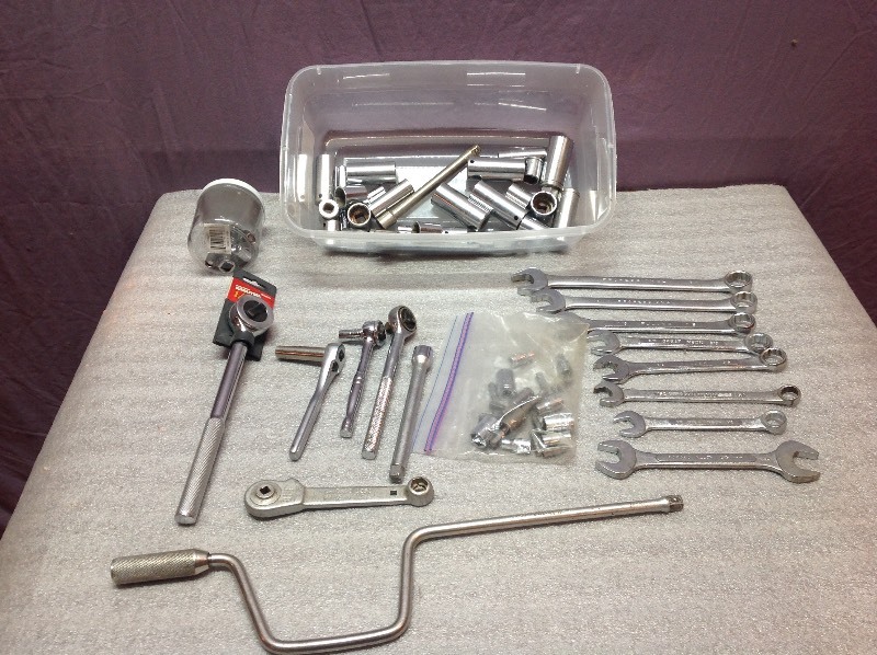 lot 151 image: Sockets & Wrenches