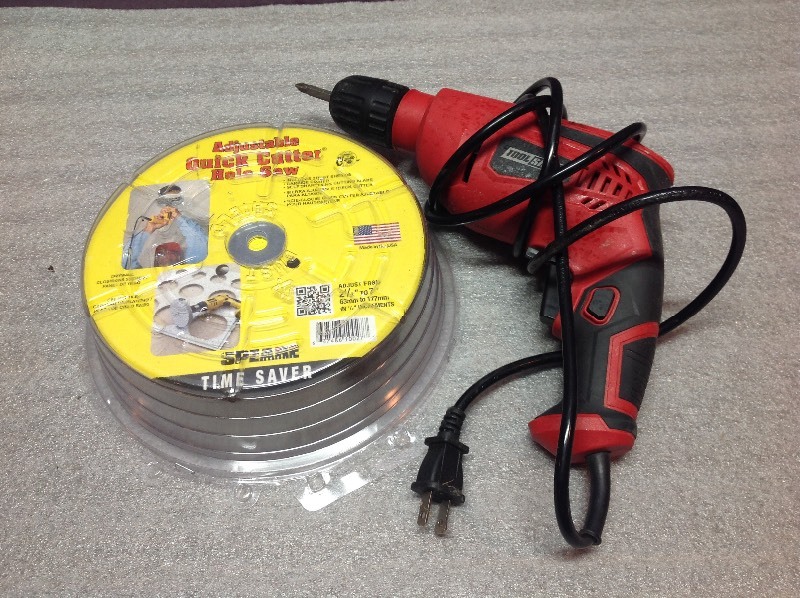 lot 155 image: Drill & Adjustable Hole Saw