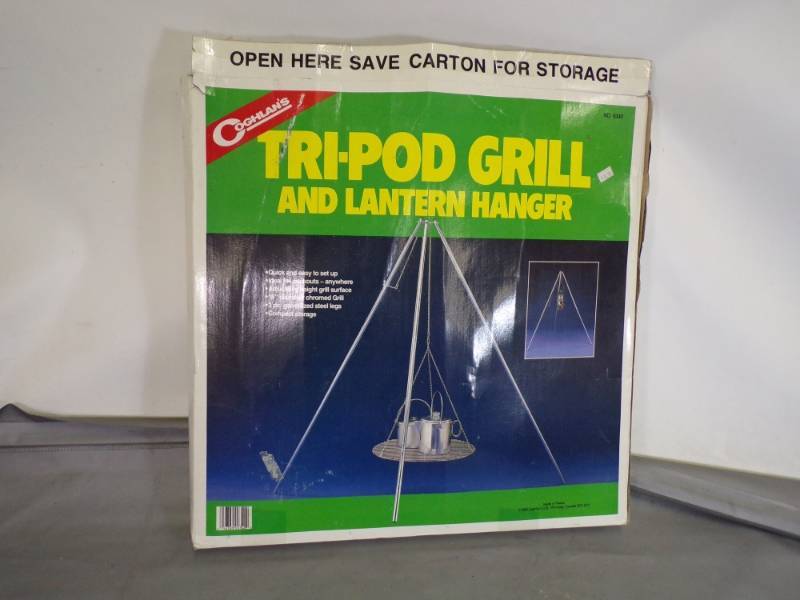 lot 8 image: Tri-Pod Grill and Lantern Hanger