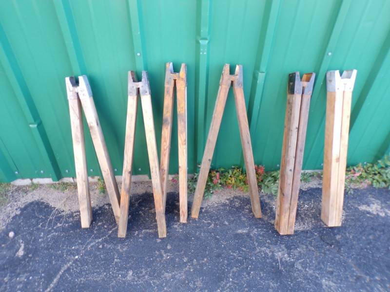 lot 34 image: 6 Saw Horse Base Legs