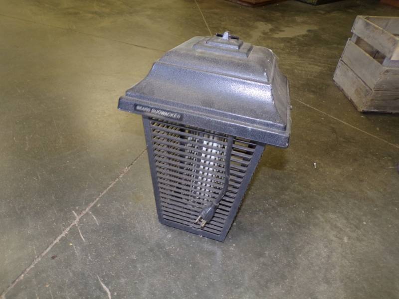 lot 57 image: Bug Zapper