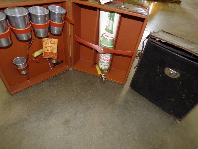lot 67 image: Travel Bar and Vintage Case