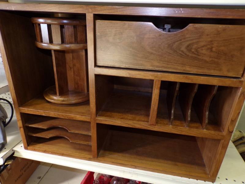 lot 77 image: Wood Desk Organizer