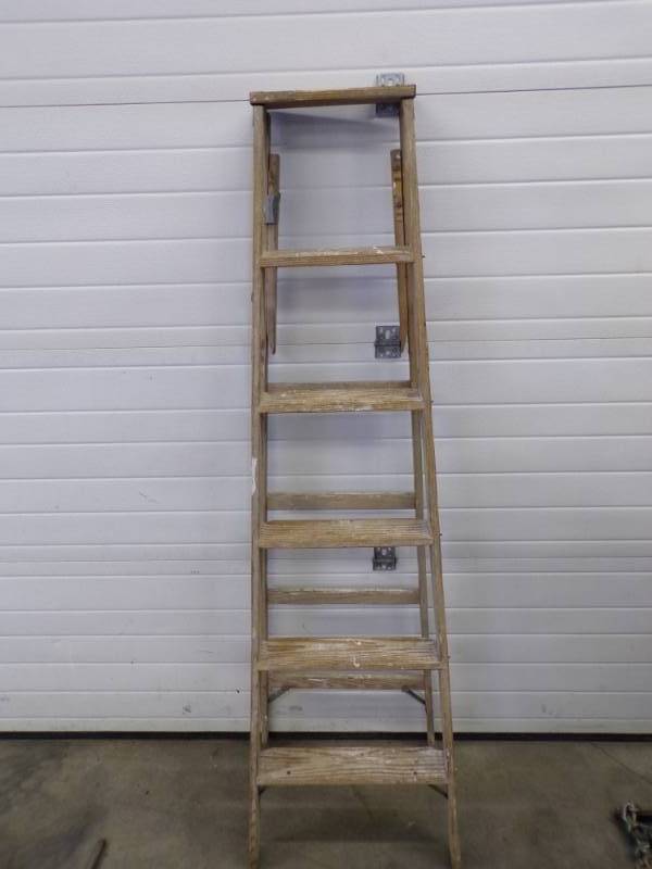lot 99 image: 6 Wood Step Ladder
