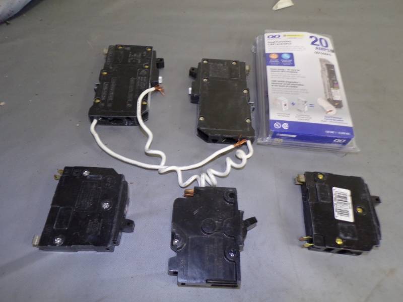lot 102 image: 3 Circuit Breakers and  3 GFCE Circuit Breakers