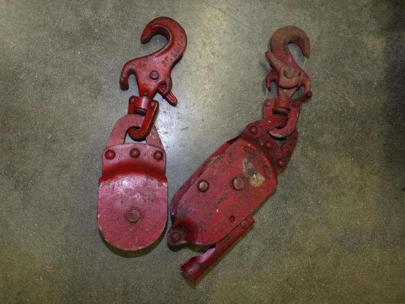 lot 144 image: Block and Tackle hardware