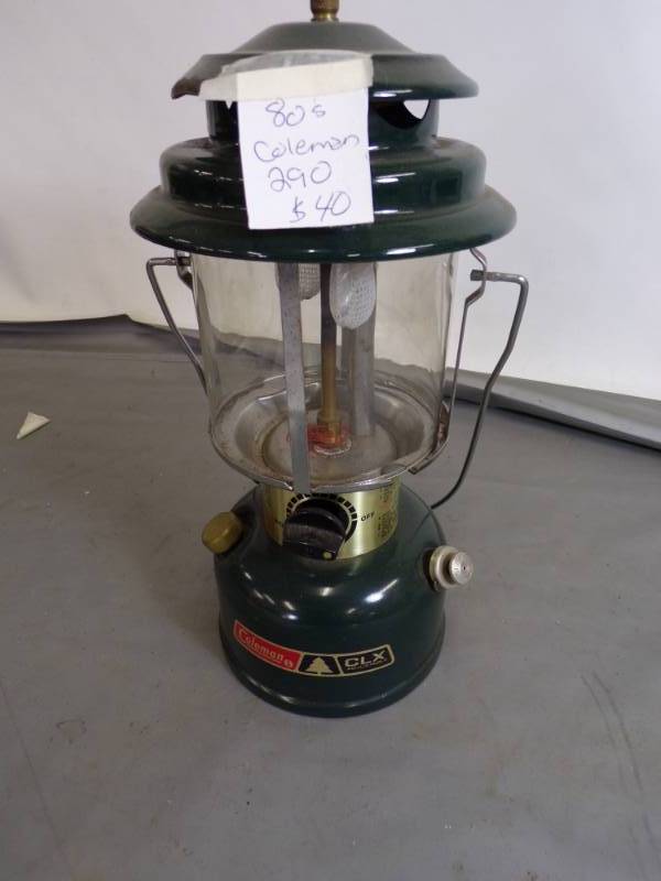lot 147 image: Vintage Coleman Lantern