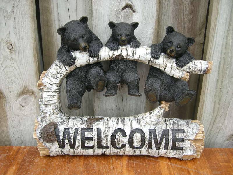 lot 4 image: Bear Welcome Sign