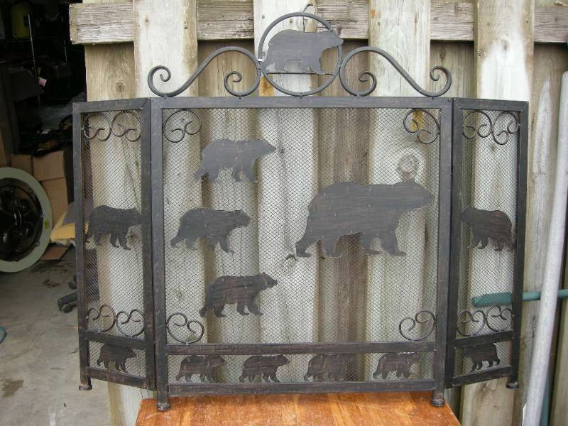 lot 5 image: Bear Fireplace Screen